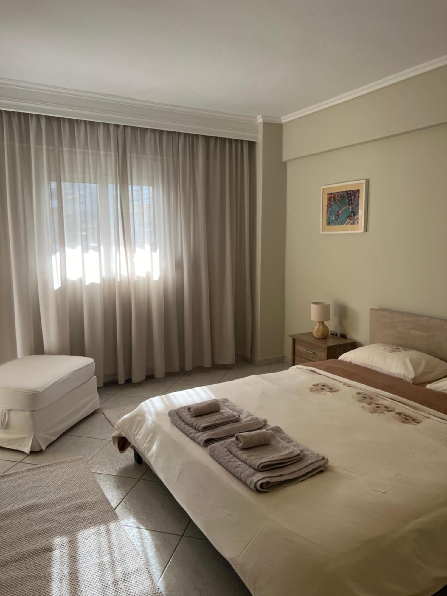 Parma'S Pool Apartment Peraia  ภายนอก รูปภาพ
